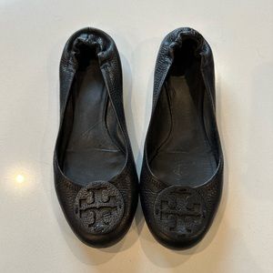 Tory Burch Black Tumbled Flat Reva size 9.5